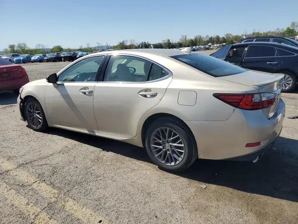 58ABK1GG5JU094418 2018 LEXUS ES - Image 2
