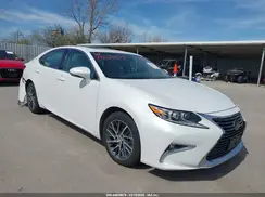 58ABK1GG5JU095696 2018 LEXUS ES