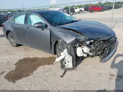 58ABK1GG5JU096587 2018 LEXUS ES