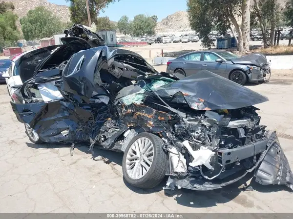 58ABK1GG5JU100007 2018 LEXUS ES - Image 1