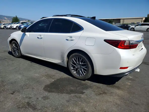 58ABK1GG5JU100170 2018 LEXUS ES - Image 2