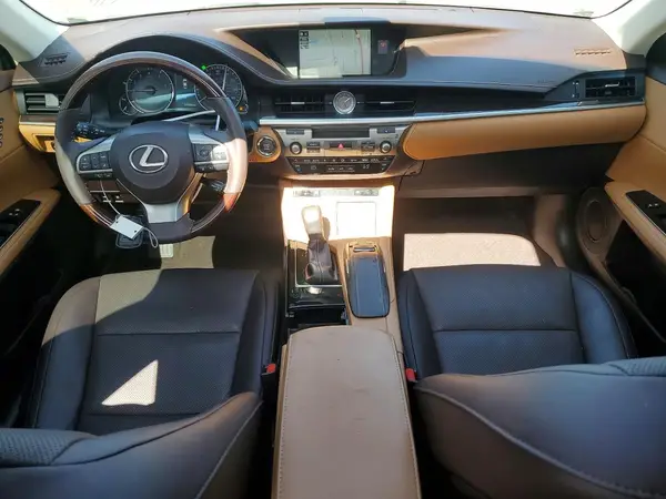 58ABK1GG5JU100170 2018 LEXUS ES - Image 8