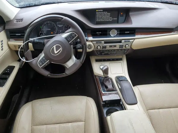 58ABK1GG5JU107037 2018 LEXUS ES - Image 8
