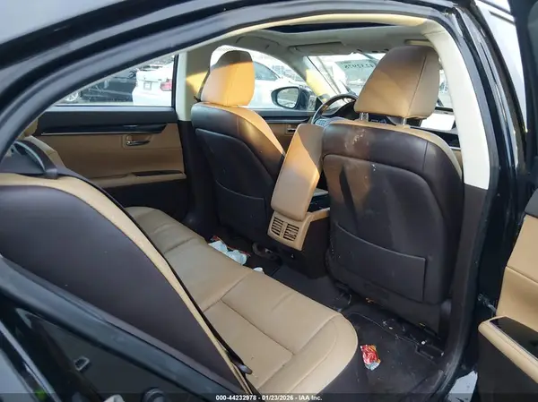 58ABK1GG5JU112898 2018 LEXUS ES - Image 8