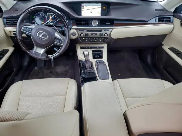 58ABK1GG5JU113761 2018 LEXUS ES - Image 8