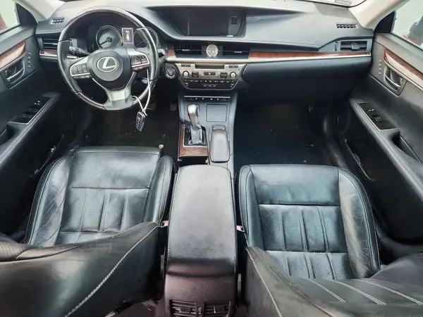 58ABK1GG5JU115526 2018 LEXUS ES - Image 8