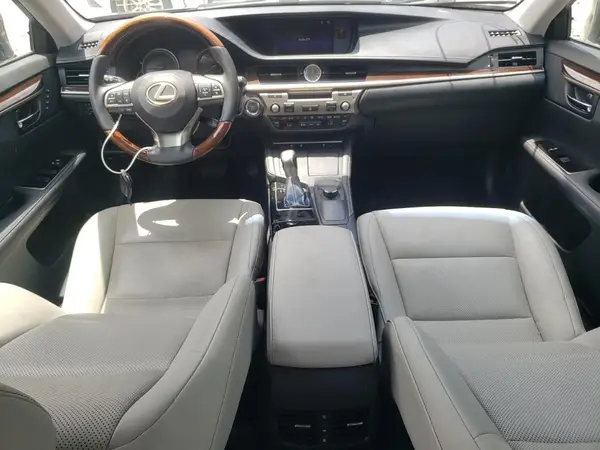 58ABK1GG6GU002516 2016 LEXUS ES - Image 8
