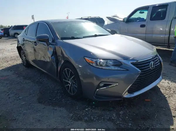58ABK1GG6GU006081 2016 LEXUS ES - Image 1