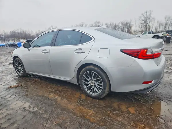 58ABK1GG6GU006162 2016 LEXUS ES - Image 2