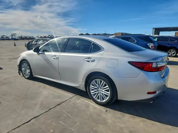 58ABK1GG6GU006629 2016 LEXUS ES - Image 2