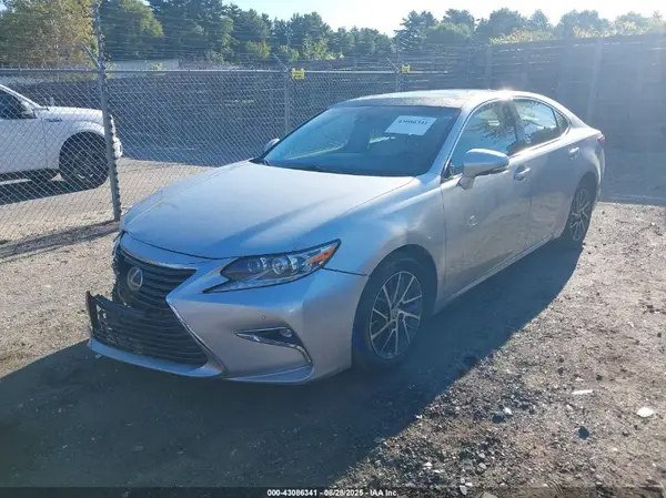 58ABK1GG6GU009921 2016 LEXUS ES - Image 2