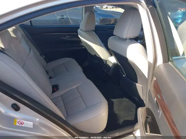 58ABK1GG6GU009921 2016 LEXUS ES - Image 8