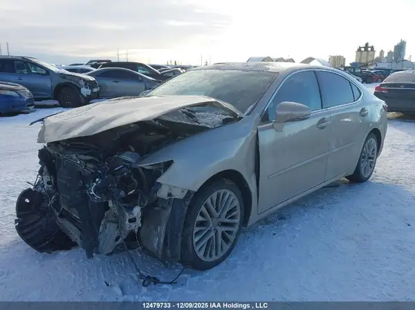 58ABK1GG6GU010065 2016 LEXUS ES - Image 2