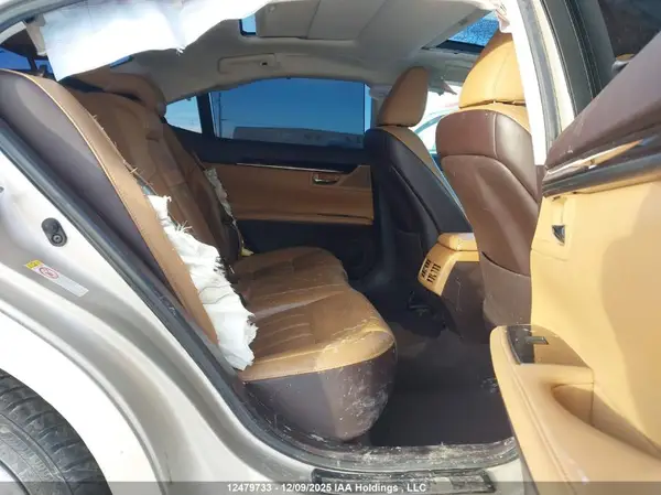 58ABK1GG6GU010065 2016 LEXUS ES - Image 8