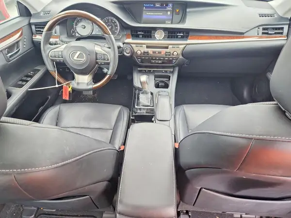 58ABK1GG6GU017632 2016 LEXUS ES - Image 8