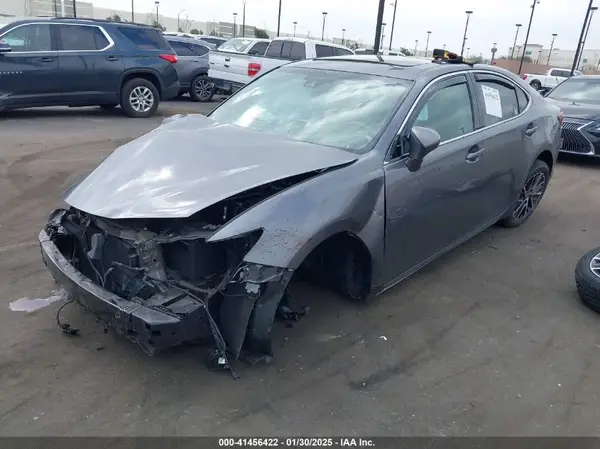 58ABK1GG6GU021731 2016 LEXUS ES - Image 2