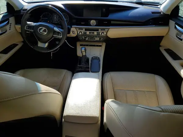 58ABK1GG6GU029750 2016 LEXUS ES - Image 8