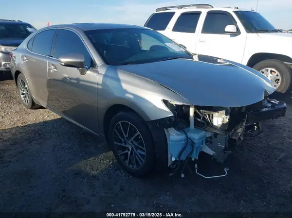 58ABK1GG6GU033099 2016 LEXUS ES - Image 1
