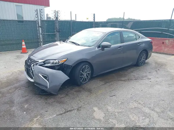 58ABK1GG6GU034026 2016 LEXUS ES - Image 2