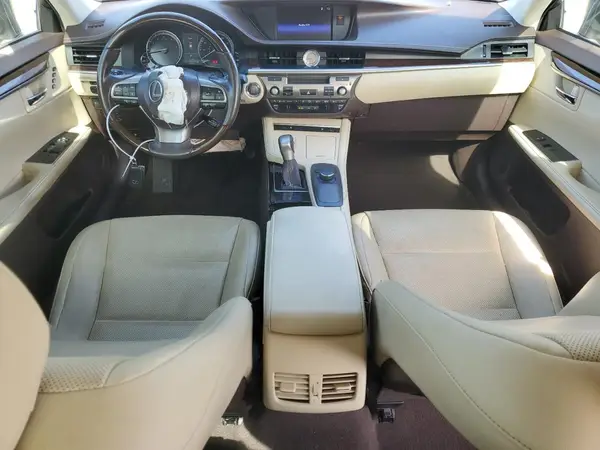 58ABK1GG6GU035628 2016 LEXUS ES - Image 8