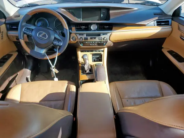58ABK1GG6HU036201 2017 LEXUS ES - Image 8