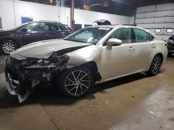 58ABK1GG6HU038904 2017 LEXUS ES - Image 1