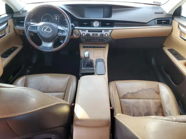 58ABK1GG6HU040605 2017 LEXUS ES - Image 8