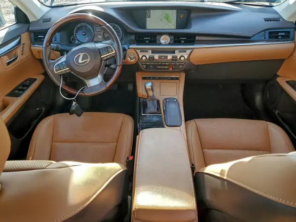 58ABK1GG6HU041348 2017 LEXUS ES - Image 8