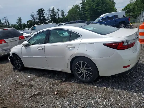 58ABK1GG6HU042564 2017 LEXUS ES - Image 2