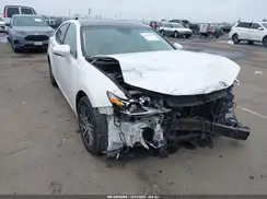 58ABK1GG6HU043259 2017 LEXUS ES