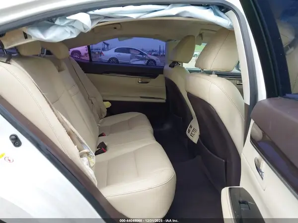 58ABK1GG6HU043259 2017 LEXUS ES - Image 8