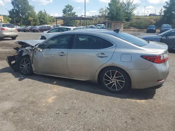 58ABK1GG6HU043293 2017 LEXUS ES - Image 2