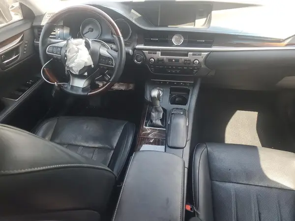58ABK1GG6HU043293 2017 LEXUS ES - Image 8