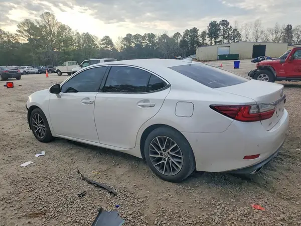 58ABK1GG6HU045853 2017 LEXUS ES - Image 2