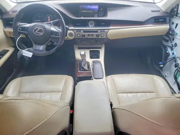 58ABK1GG6HU045853 2017 LEXUS ES - Image 8