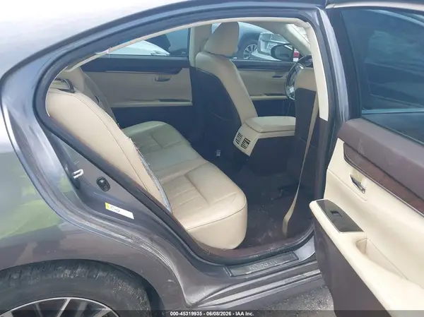 58ABK1GG6HU047621 2017 LEXUS ES - Image 8