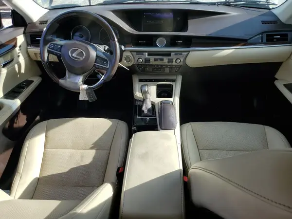 58ABK1GG6HU050308 2017 LEXUS ES - Image 8