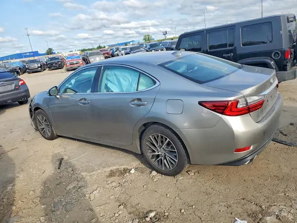 58ABK1GG6HU050602 2017 LEXUS ES - Image 2