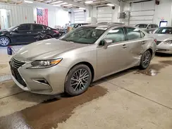 58ABK1GG6HU055573 2017 LEXUS ES