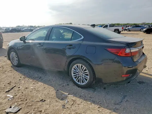 58ABK1GG6HU056660 2017 LEXUS ES - Image 2