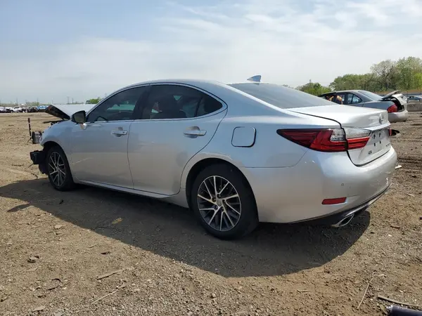 58ABK1GG6HU061566 2017 LEXUS ES - Image 2