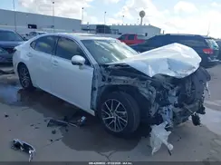 58ABK1GG6HU064919 2017 LEXUS ES
