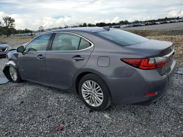 58ABK1GG6HU073605 2017 LEXUS ES - Image 2