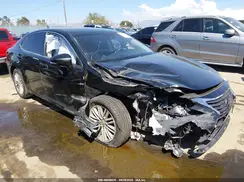 58ABK1GG6HU076102 2017 LEXUS ES