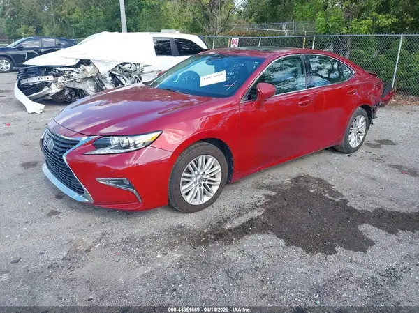 58ABK1GG6HU076312 2017 LEXUS ES - Image 2