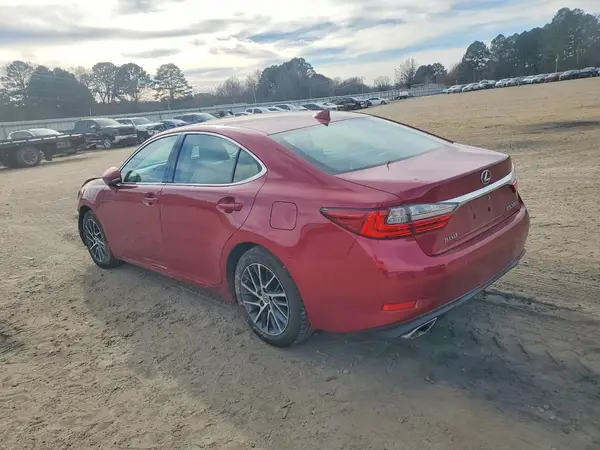 58ABK1GG6HU076679 2017 LEXUS ES - Image 2