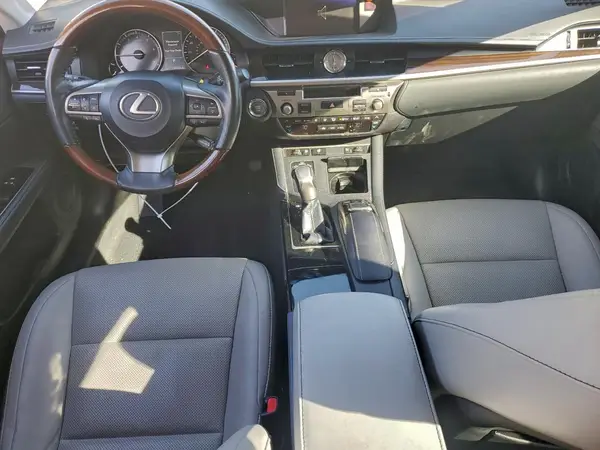 58ABK1GG6HU076777 2017 LEXUS ES - Image 8