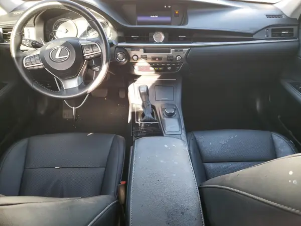 58ABK1GG6HU077797 2017 LEXUS ES - Image 8