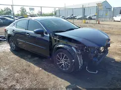 58ABK1GG6JU079779 2018 LEXUS ES