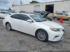 58ABK1GG6JU081354 2018 LEXUS ES